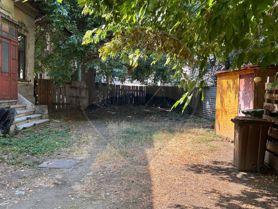 Ultracentral, rar: apartament 3 camere în vilă, Cișmigiu, renovat