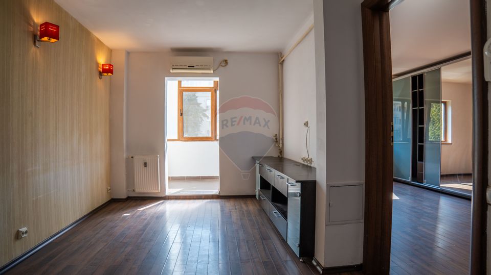 Vanzare apartament 2 camere, posibilitate centrala zona Raul Colentina