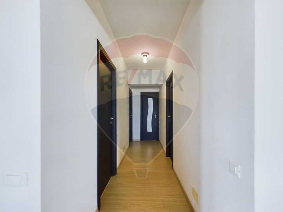 Penthouse cu 3 camere de vânzare în zona Bucurestii Noi