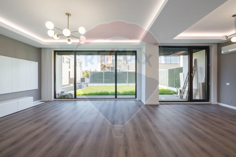 Casă / Vilă cu 5 camere de vânzare în zona Central