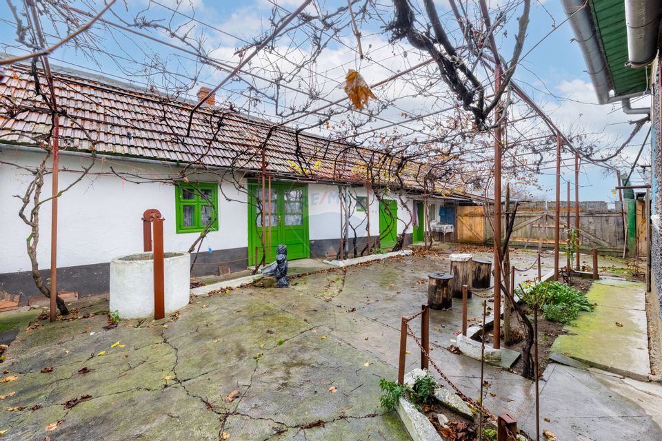 4 room House / Villa for sale