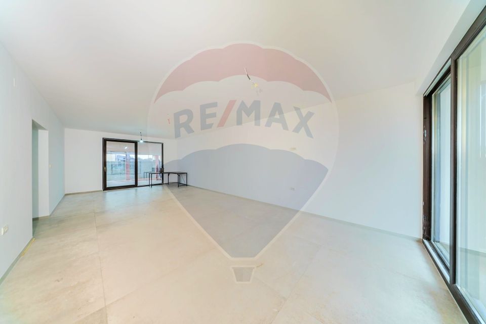 Marmură, Design și Eficiență: Vila Supremă. Comision 0%.