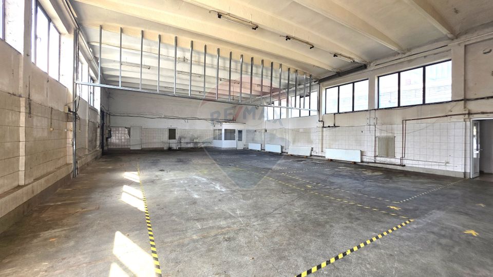 Spațiu industrial de   închiriat