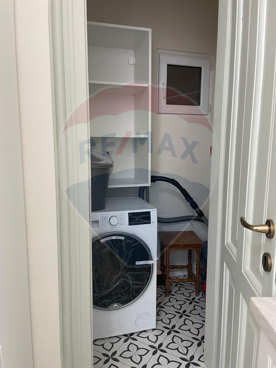 Apartament 2 camere ultrafinisat, locație ultracentrală