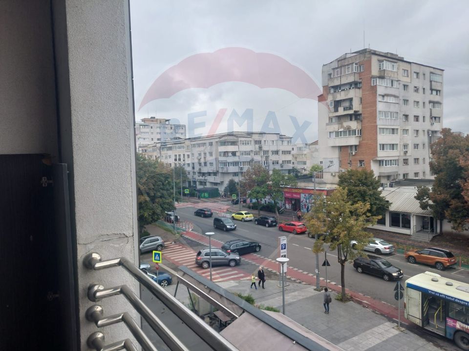 Spatiu birouri de închiriat zona Alexandru cel Bun Complex Supernova