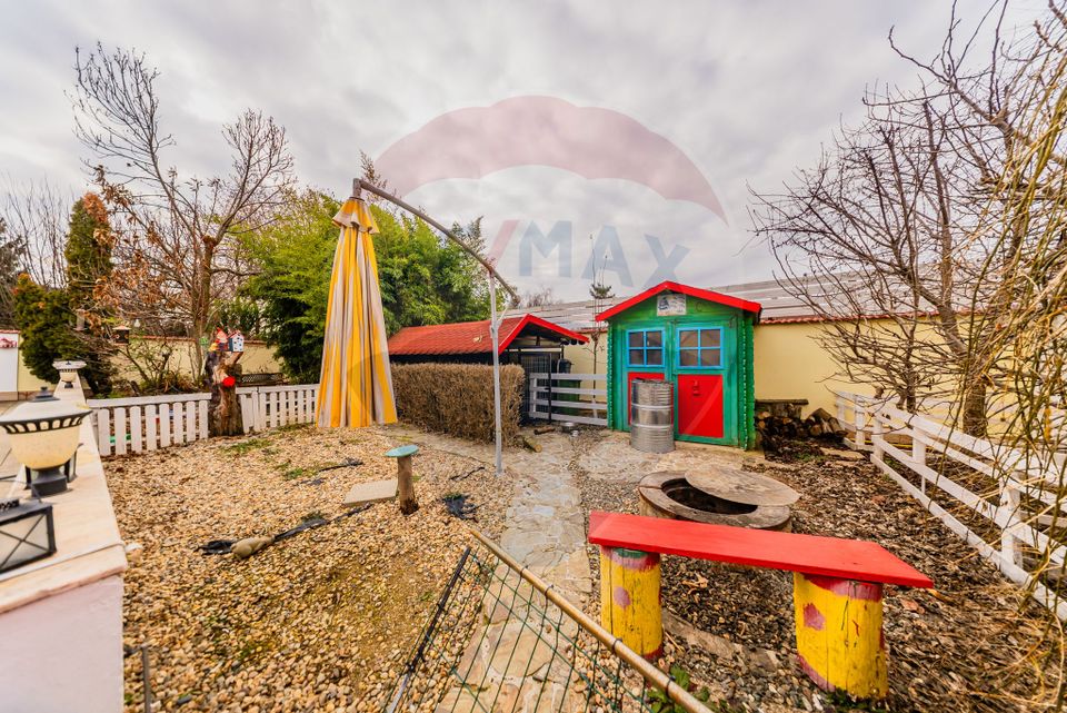 4 room House / Villa for sale, Subcetate area