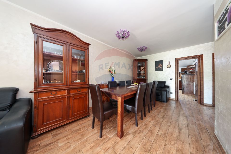 Conac, proprietate unica, in mijlocul naturii, Sacele!