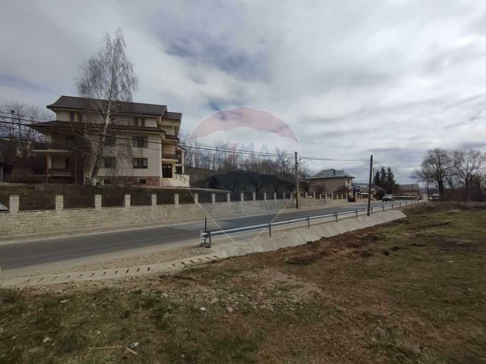 Hotel / Pensiune cu 15 camere de vânzare în zona Central