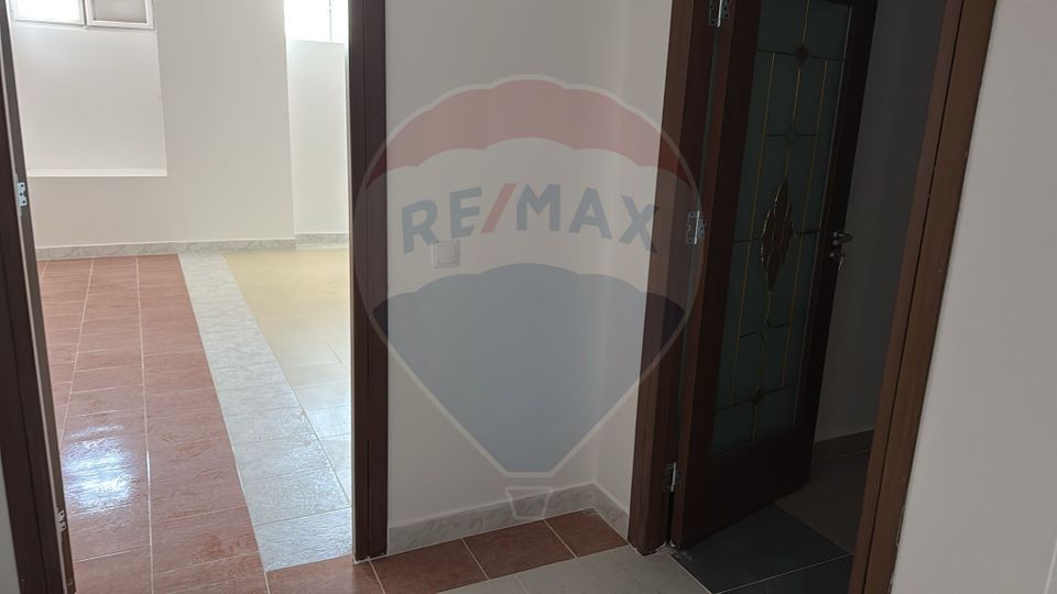 85sq.m Industrial Space for rent