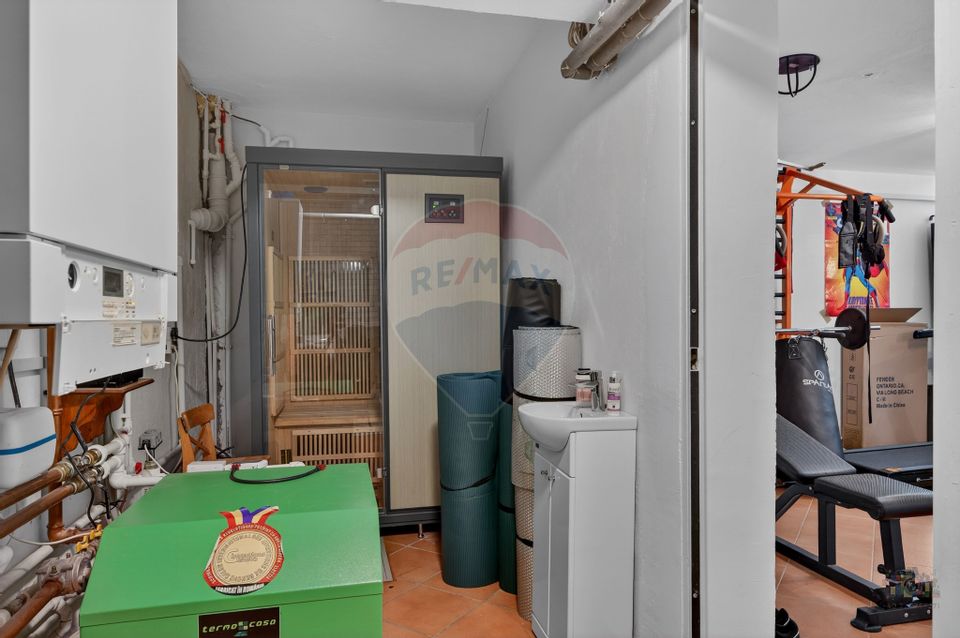 Vila cu design spectaculos, tehnologie smart & lifestyle complet