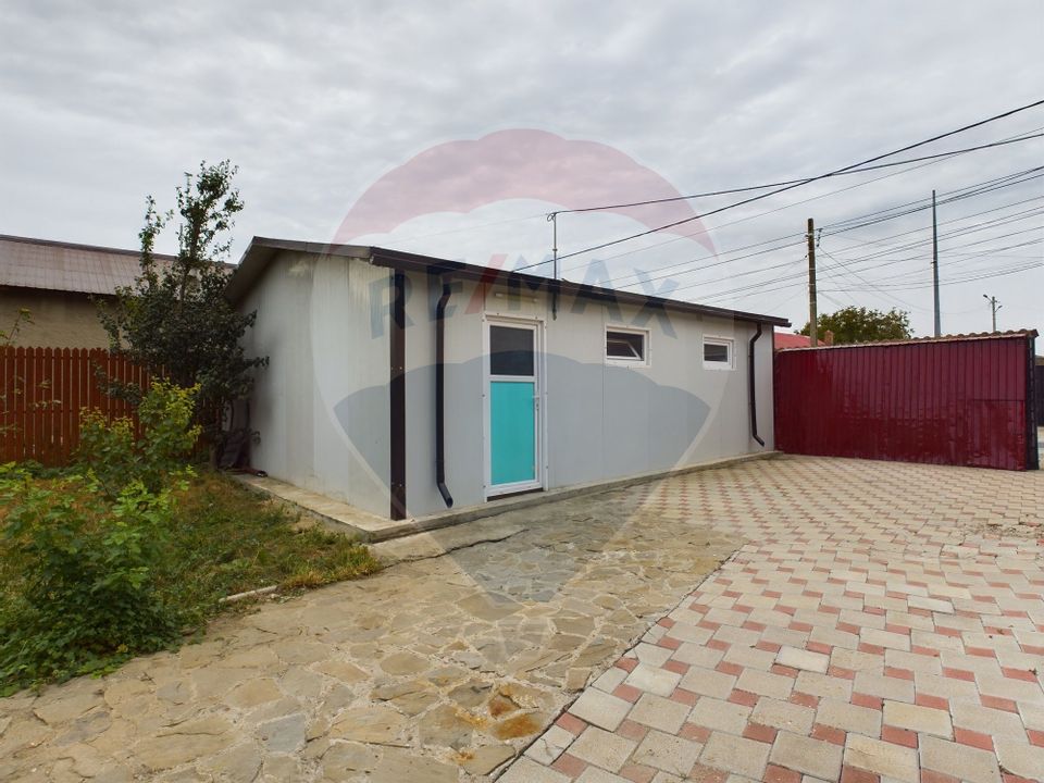 8 room House / Villa for sale