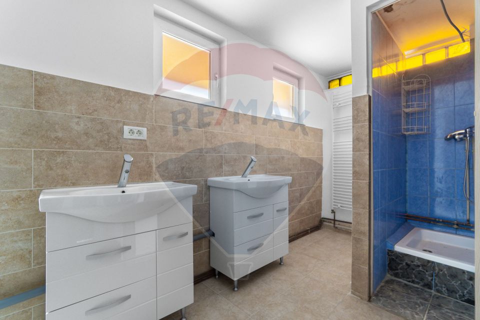 Apartament 7 camere ULTRACENTRAL in casa- Codlea!