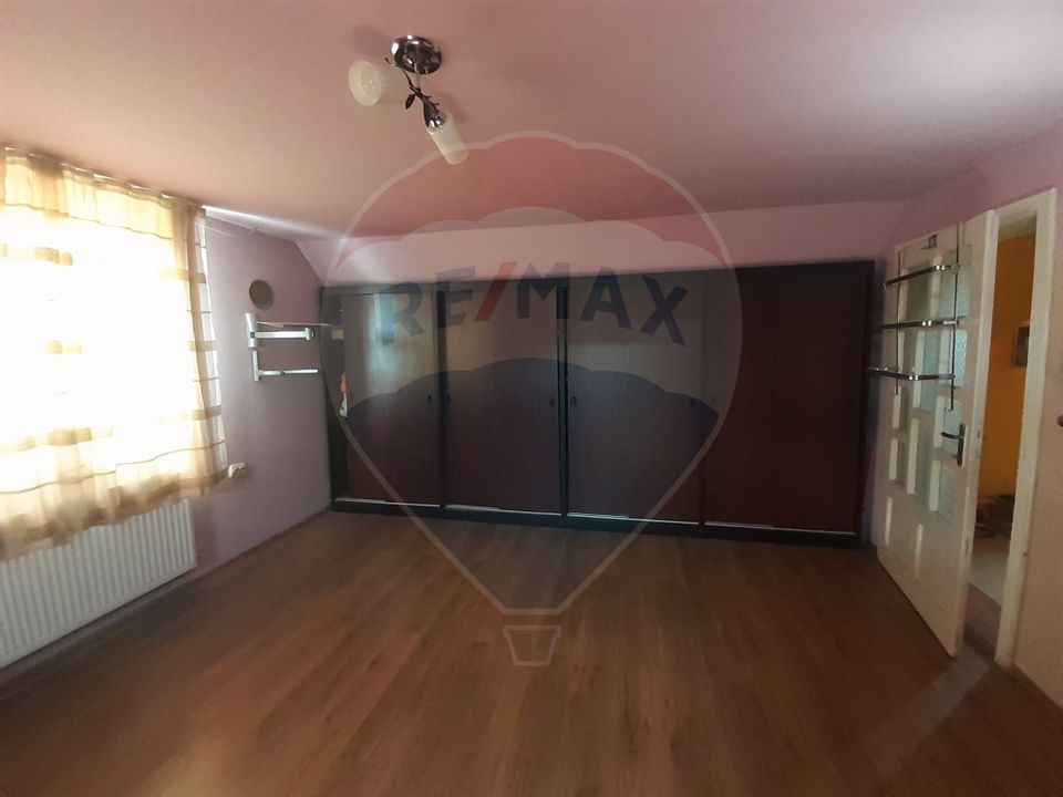 4 room House / Villa for sale