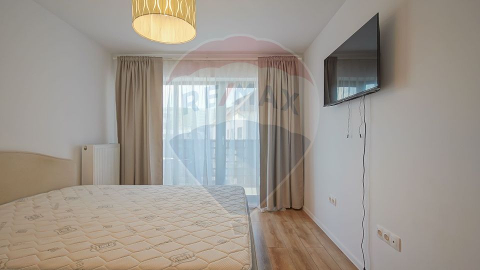 2 room Apartment for rent, Tractorul area