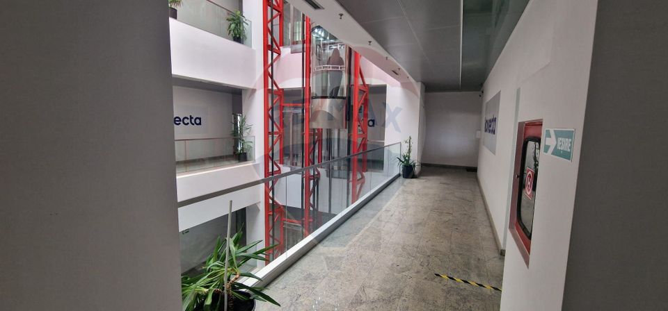 Spațiu de birouri clasa A,  B-dul Unirii, 30 Avenue Business Center