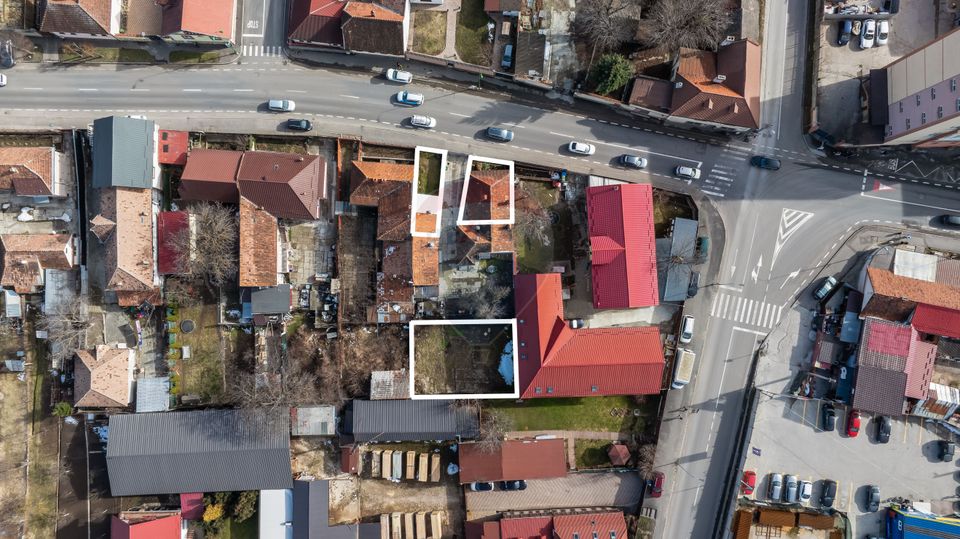 Casă cu două corpuri+teren 230 mp De Vanzare, Strada Carierei, Brașov