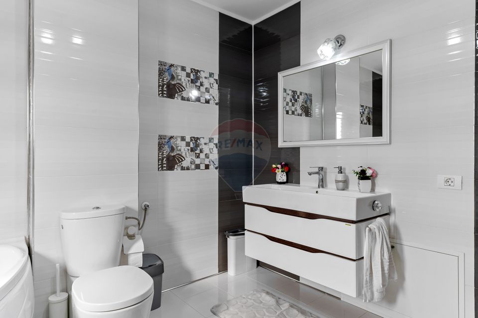 DE VANZARE  Vila cu piscina Zona Colentina