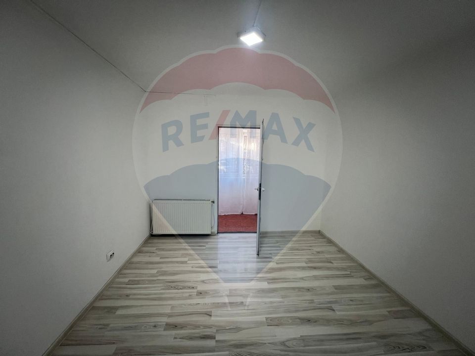 60sq.m Commercial Space for rent, Nord area