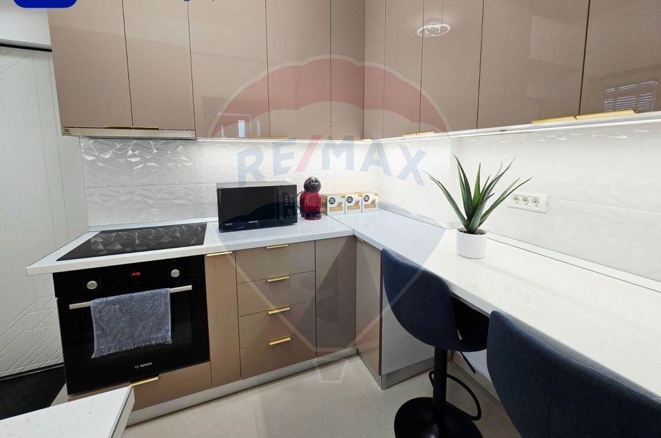 4 room Apartment for rent, Unirii area