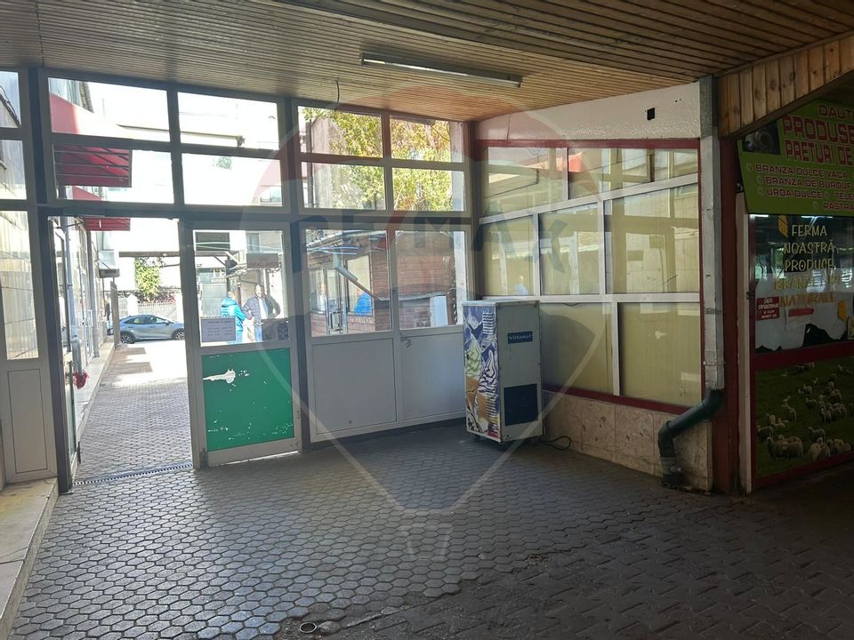 450sq.m Commercial Space for rent, Dacia area