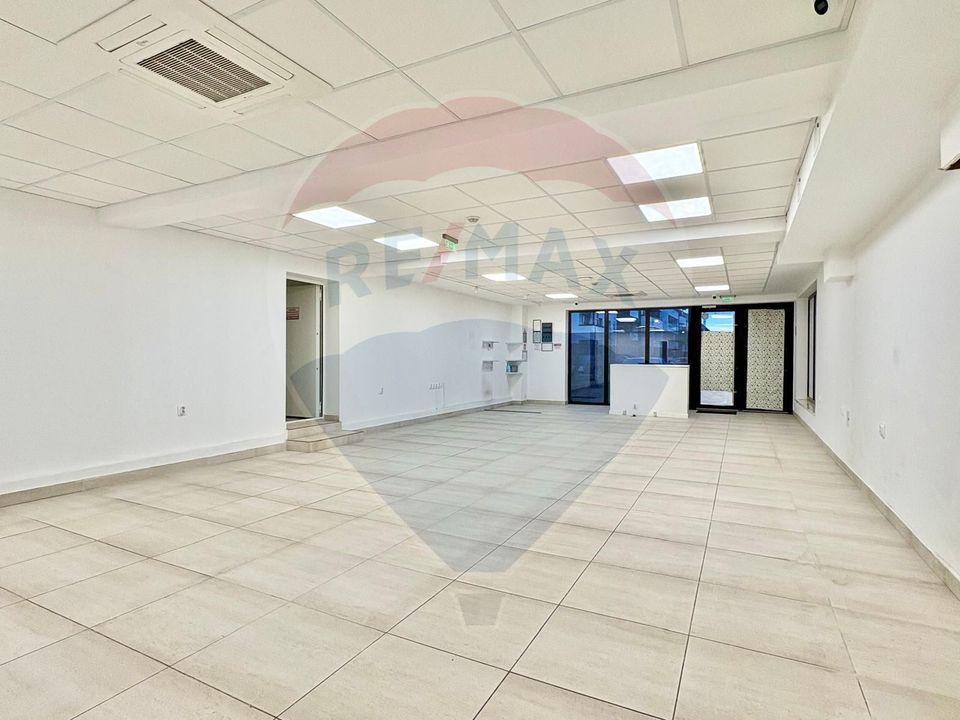 122sq.m Commercial Space for rent