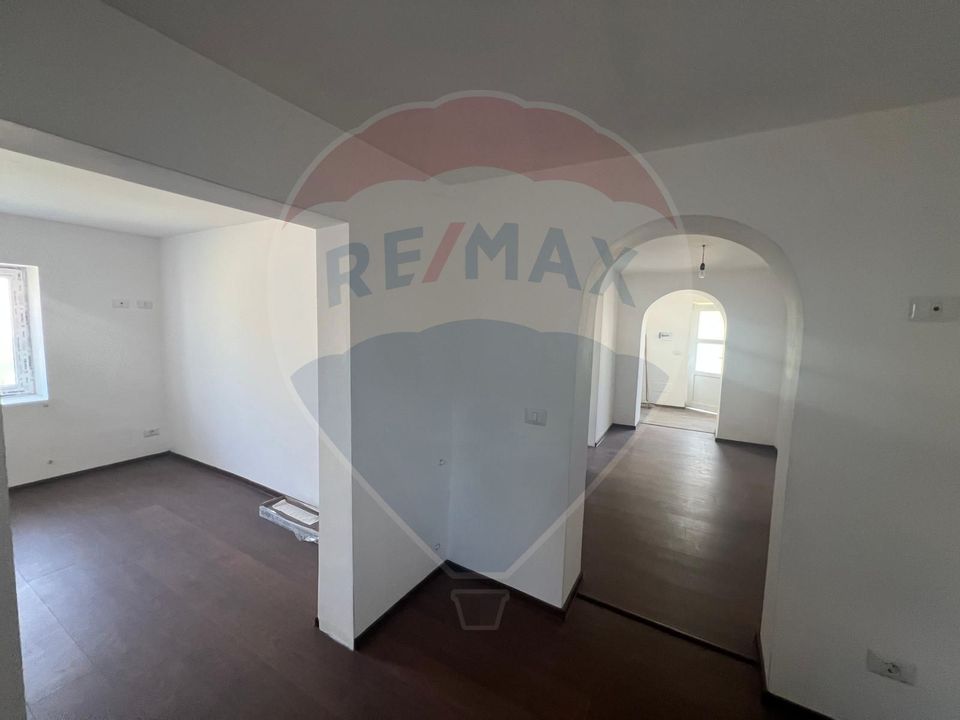 2 room House / Villa for sale, Central area