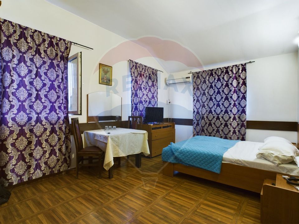 7 room Hotel / Pension for sale