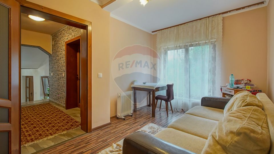 REZERVAT |Casa de vanzare Bradet|Casa de vacanta|Spatiu Comercial