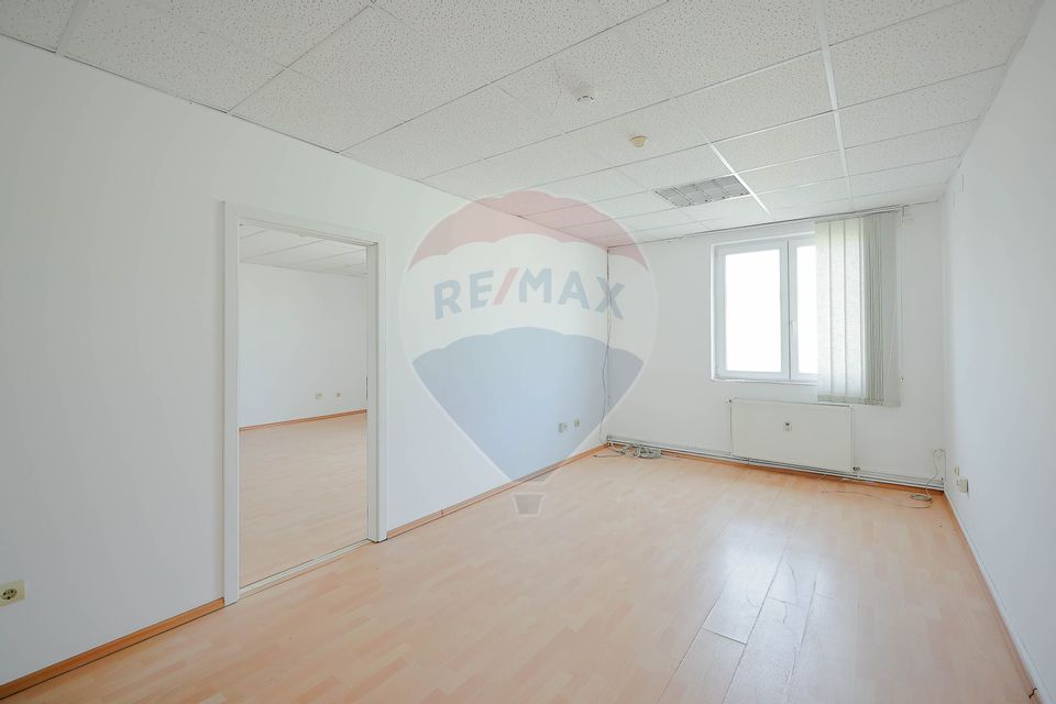 10,129sq.m Industrial Space for sale, Exterior Vest area