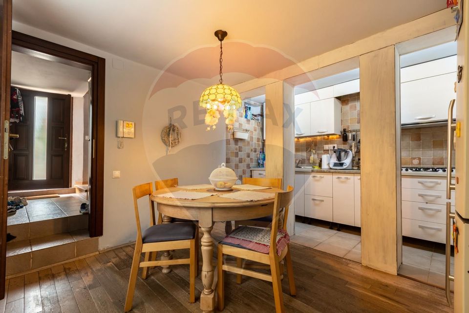 Casă la cheie ! 4 camere de vânzare la cateva minute de centru