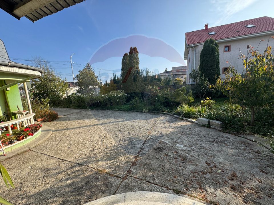 Casă / Vilă cu 5 camere de închiriat în zona Calea Romanului