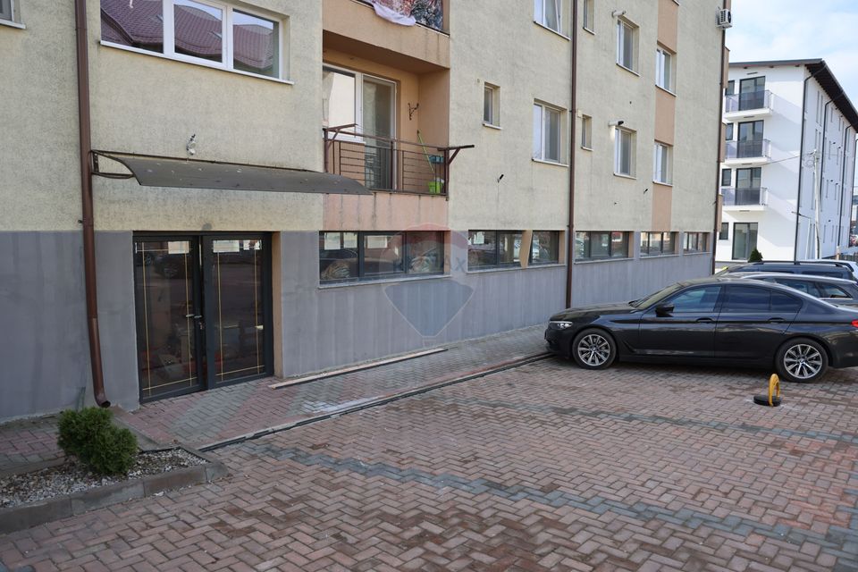 Spațiu comercial de 317mp de vânzare