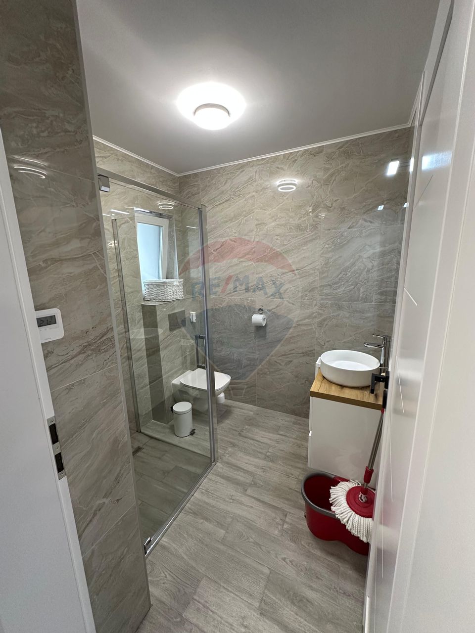 CASA DE LUX  4 CAMERE DE INCHIRIAT SELIMBAR