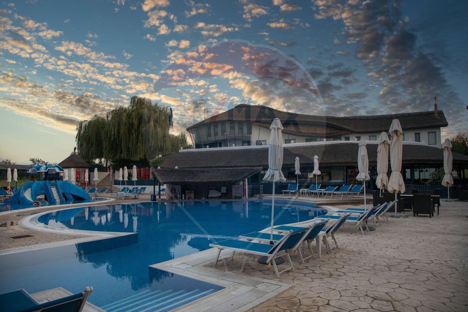 Hotel / Pensiune cu 39 camere de vânzare/zona Murighiol