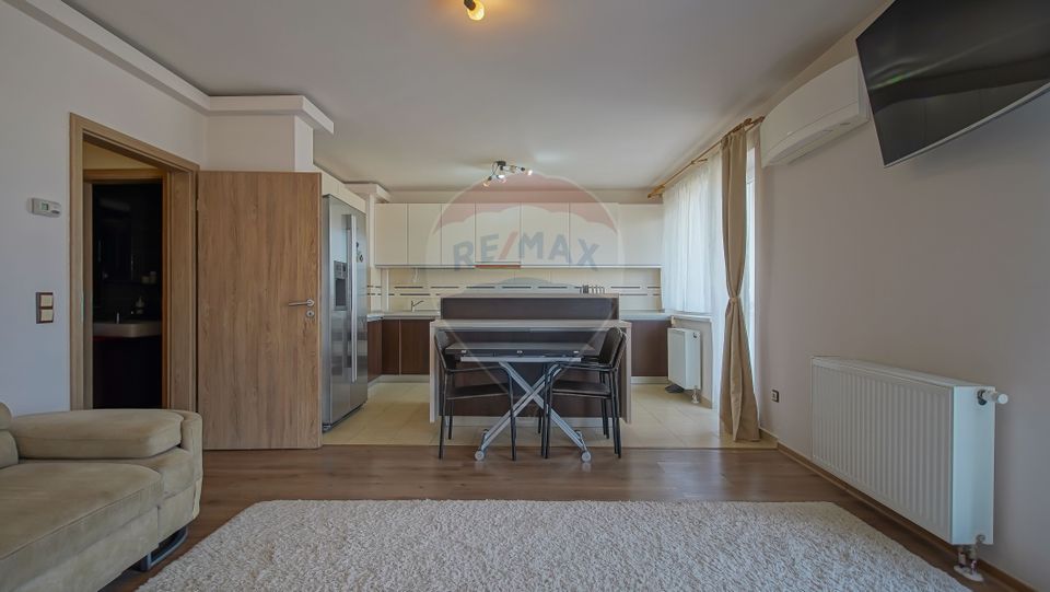 !!  VANDUT !!  Apartament de 3 camere, Tractorul, Brașov