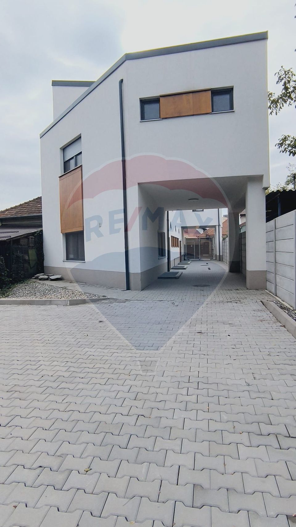 Duplex 2 unitati de vanzare 426 mp