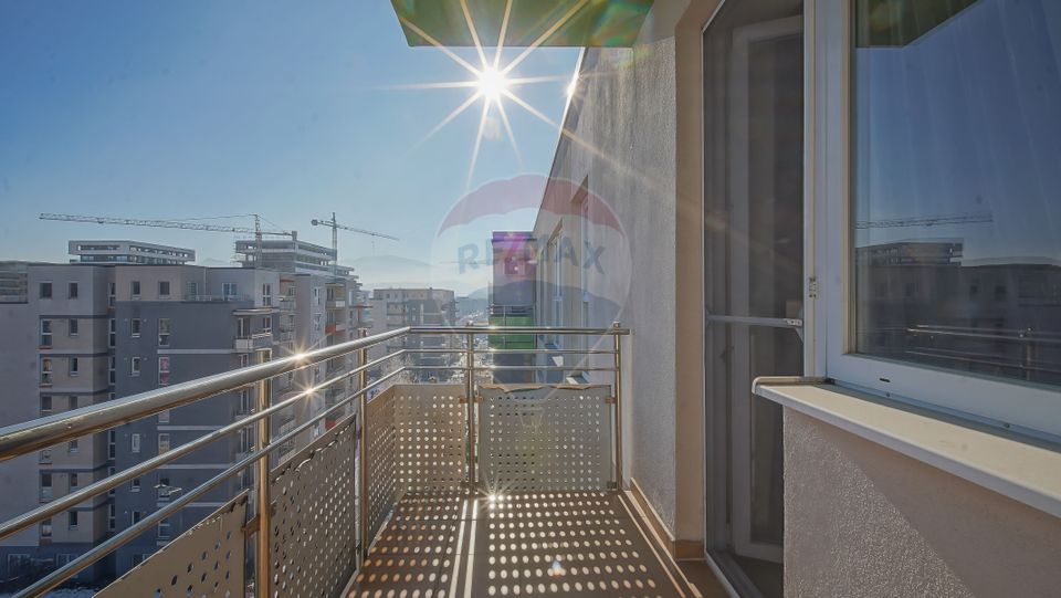 !!  VANDUT !!  Apartament de 3 camere, Tractorul, Brașov