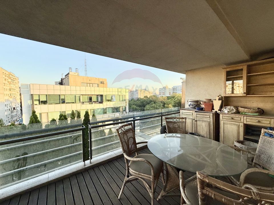 De inchiriat | Apartament cu 3 camere și terasa | Domenii