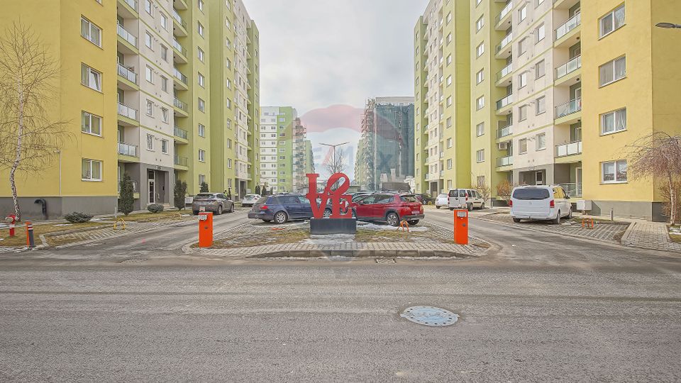 Apartament cu 2 camere de vânzare, Top City-Tractorul, comision 0%