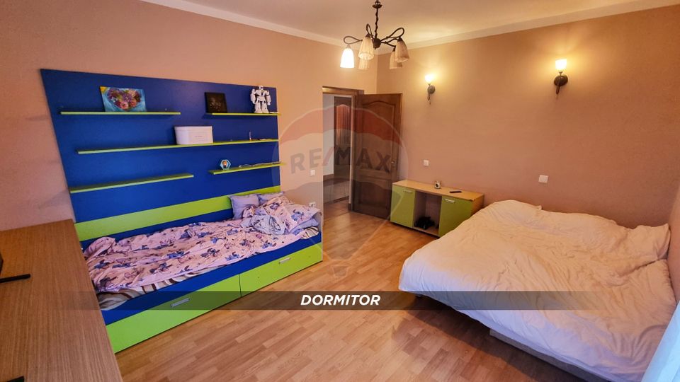 10 room House / Villa for sale, Independentei area