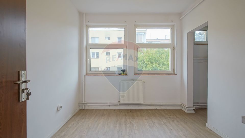 122sq.m Office Space for sale, Astra area