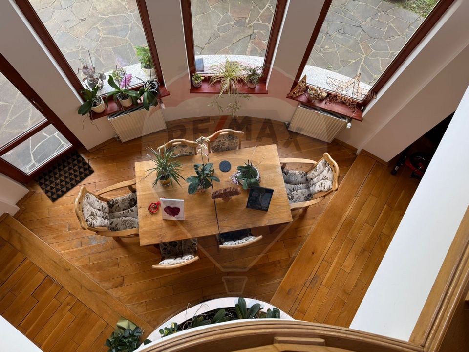 6 room House / Villa for rent, Valea Borcutului area