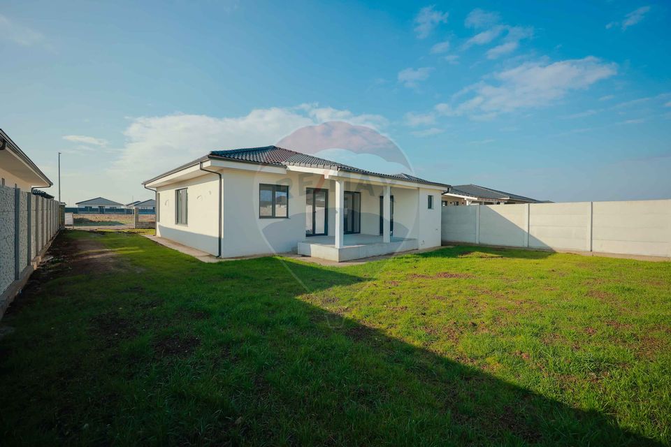 4 room House / Villa for sale