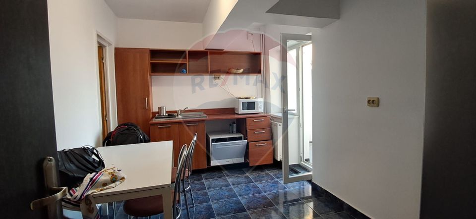 INCHIRIERE DUPLEX LUX