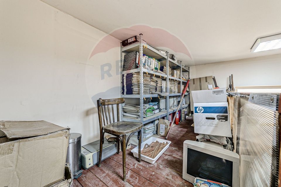 Apartament cu 3 camere de vânzare în zona Ultracentral