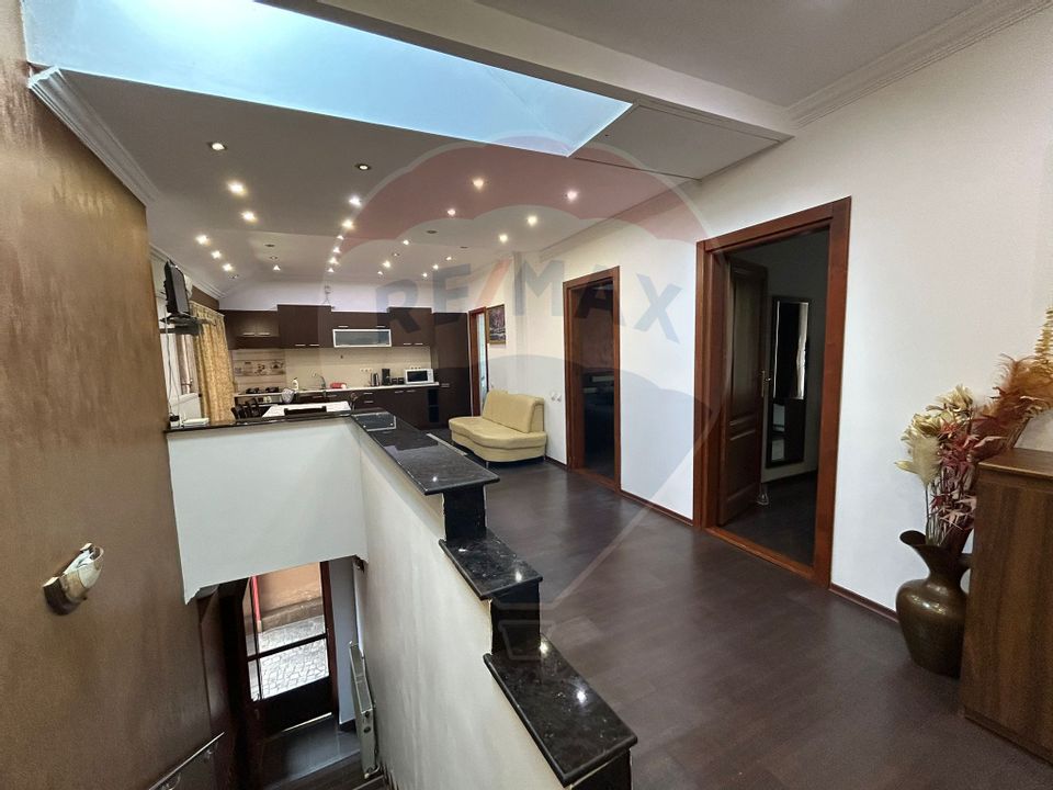 Apartament cu 3 camere de închiriat, str.Tudor Vladimirescu