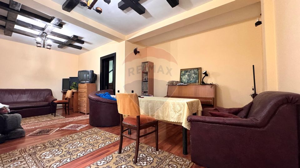 Vila P+M, 4 camere, de vanzare, Viile Noi