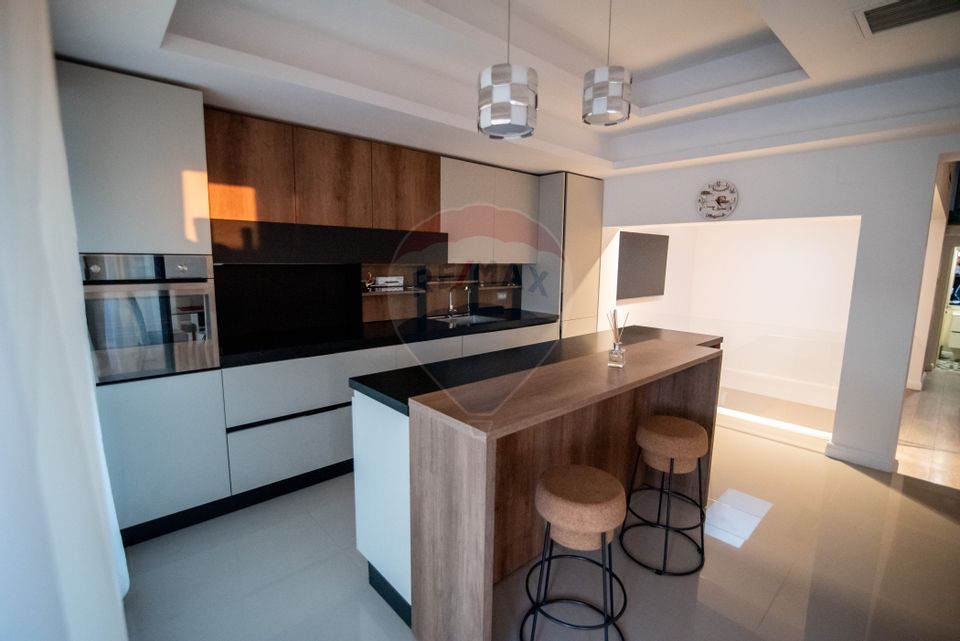 Apartament cu 4 camere de închiriat în zona Herastrau