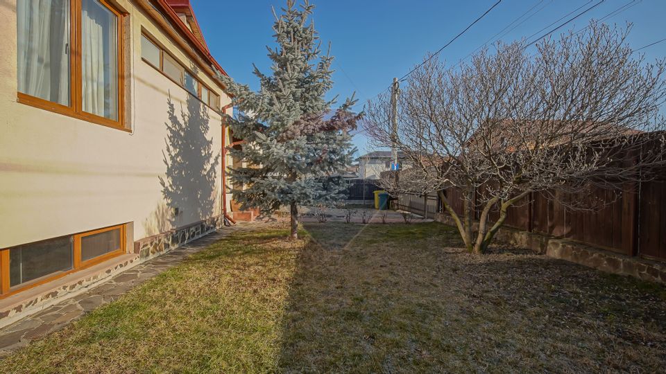 6 room House / Villa for sale