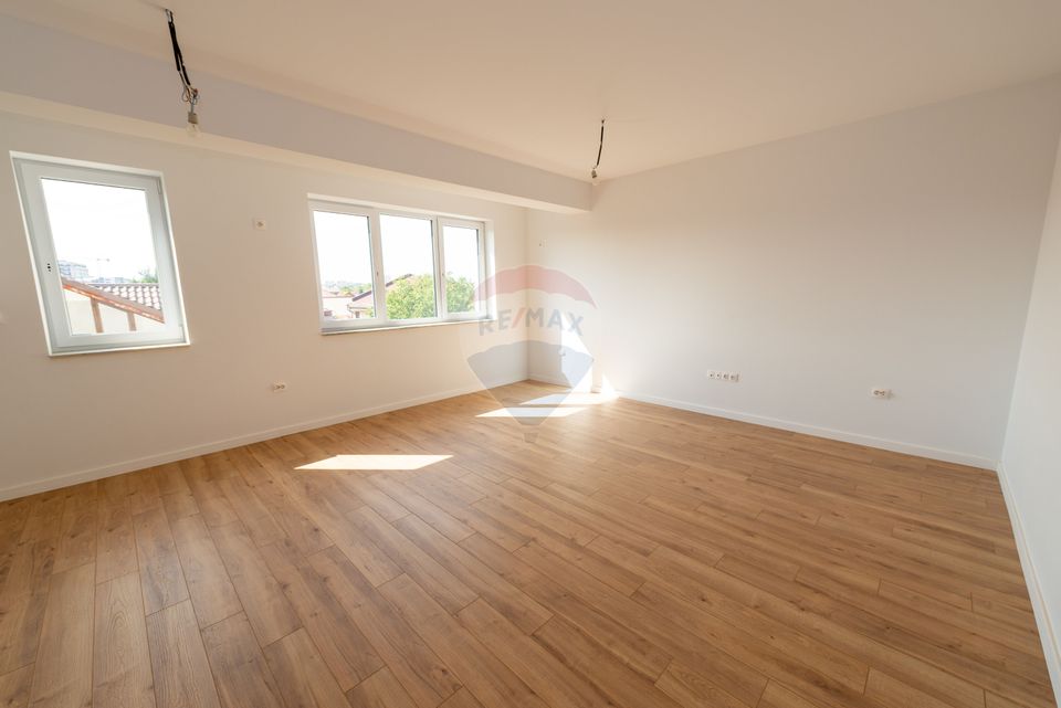 Apartament 2 camere de vanzare, 47 mp, Aparatorii Patriei, parcare